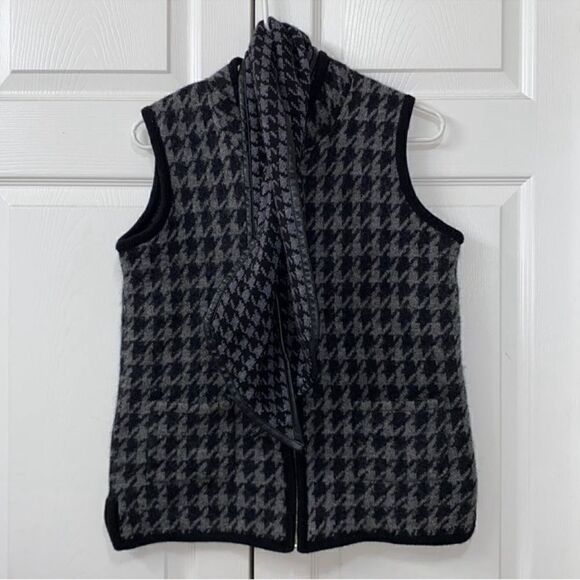 Tally-Ho Wool Vest(Size Small) - Picture 1 of 6